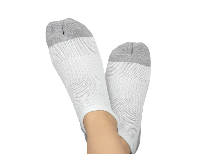 Bunion Relief, Padded Low Cut Socks - White - Image 9