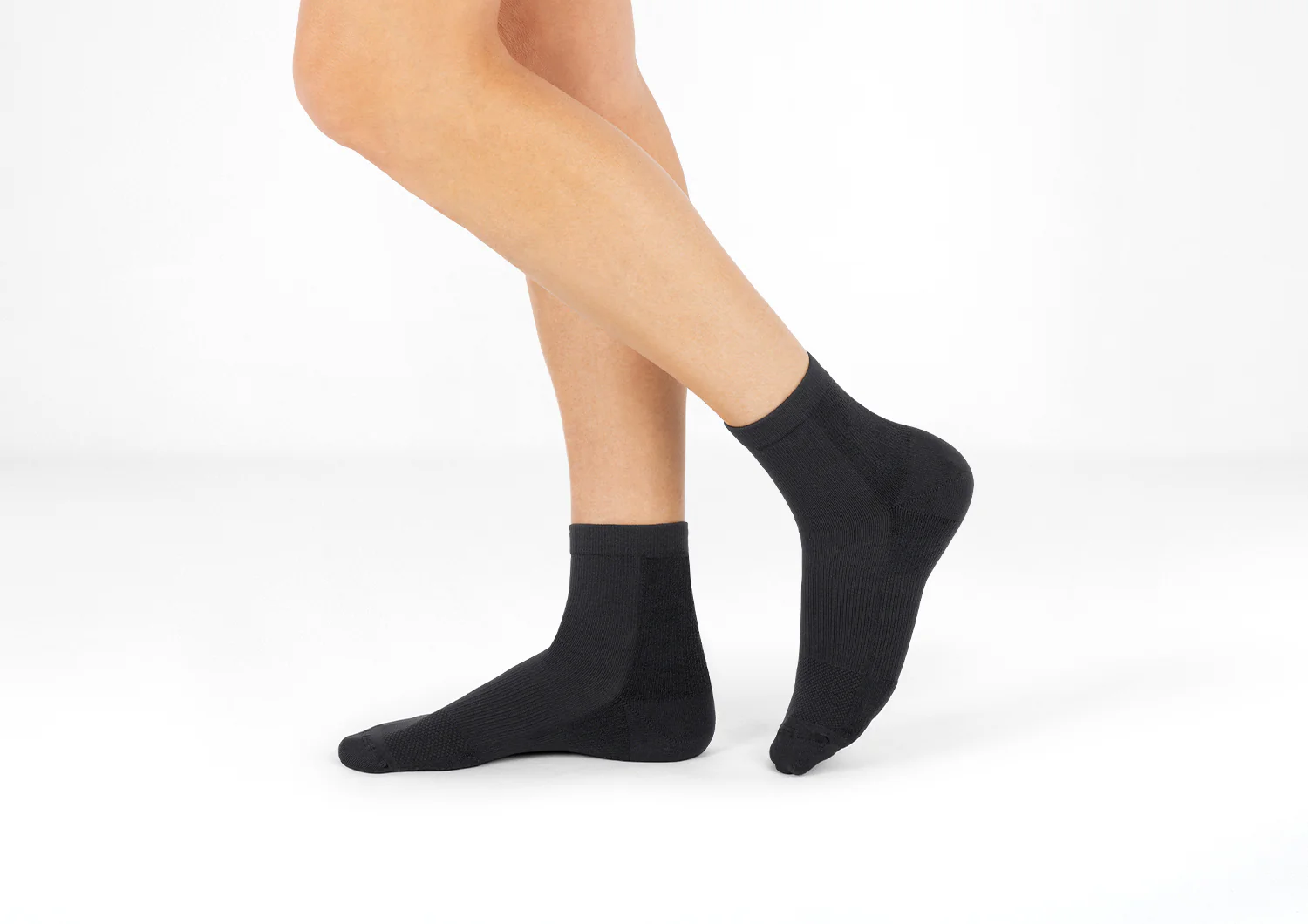 Compression Ankle Socks 15-20 mmHg - Black - Image 2