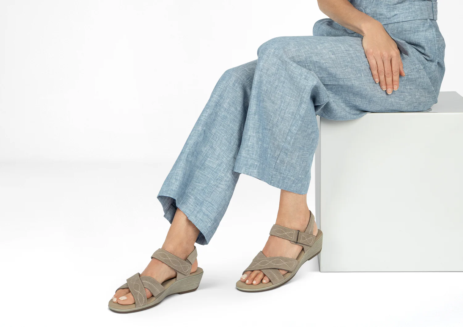 Holly - Taupe - Image 2