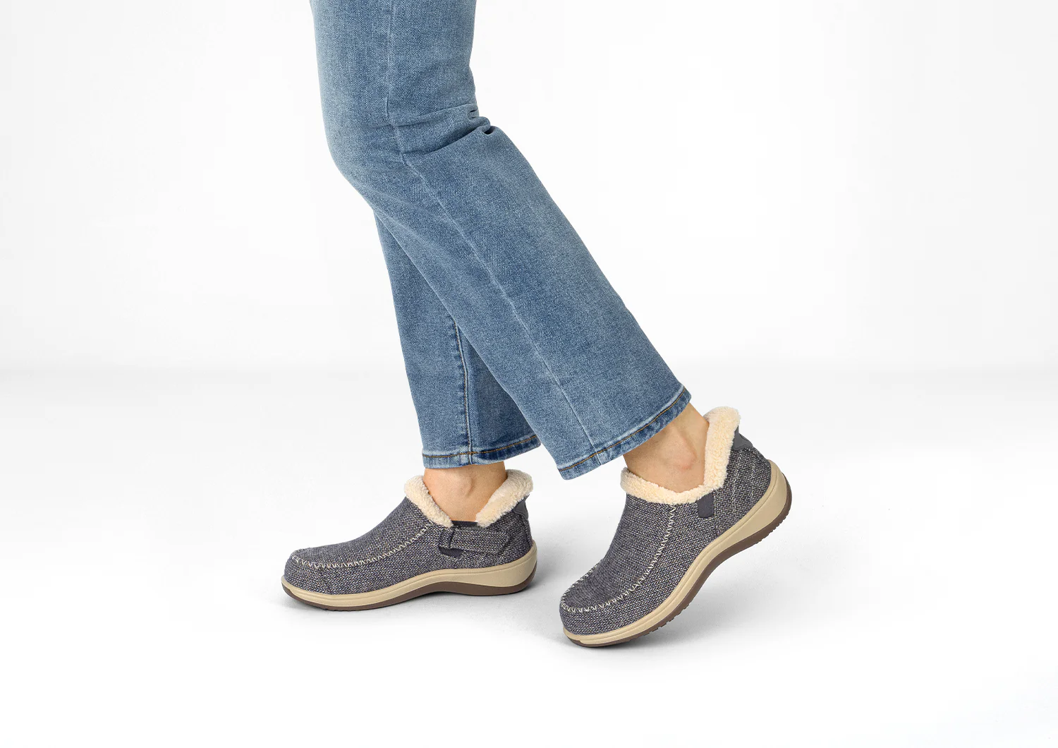 Lorin Hands-Free - Blue Herringbone Wool - Image 12